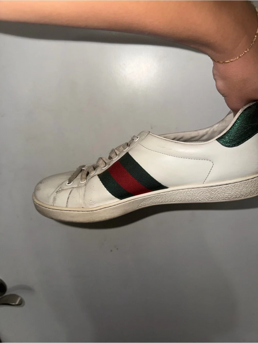Authentic men’s Gucci sneaker